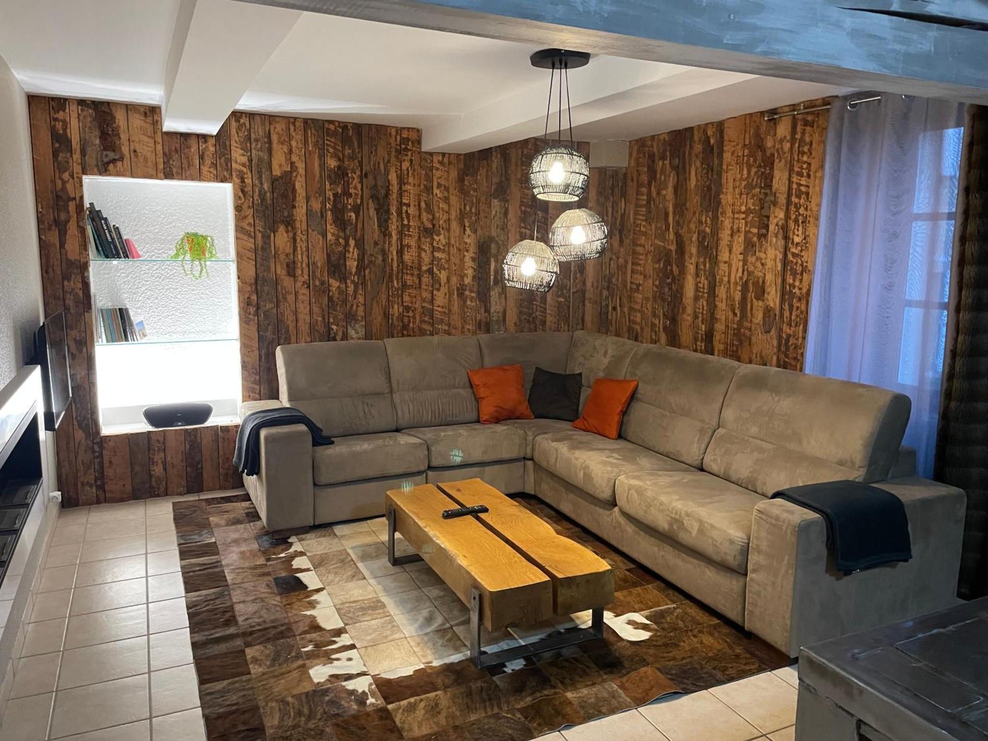 Agreable Bastide Provencale Avec Piscine Vakantiehuis