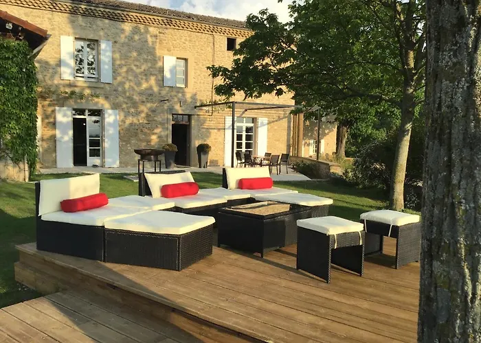 Agreable Bastide Provencale Avec Piscine
