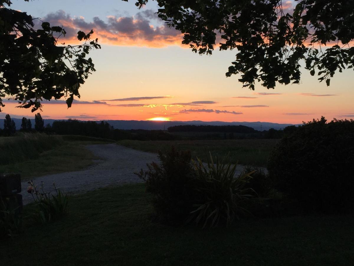 Agreable Bastide Provencale Avec Piscine *