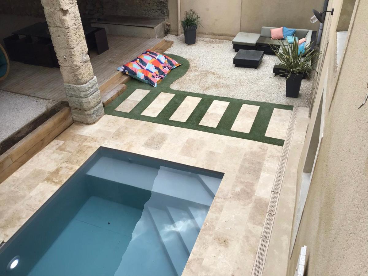 Agreable Bastide Provencale Avec Piscine Holiday home *