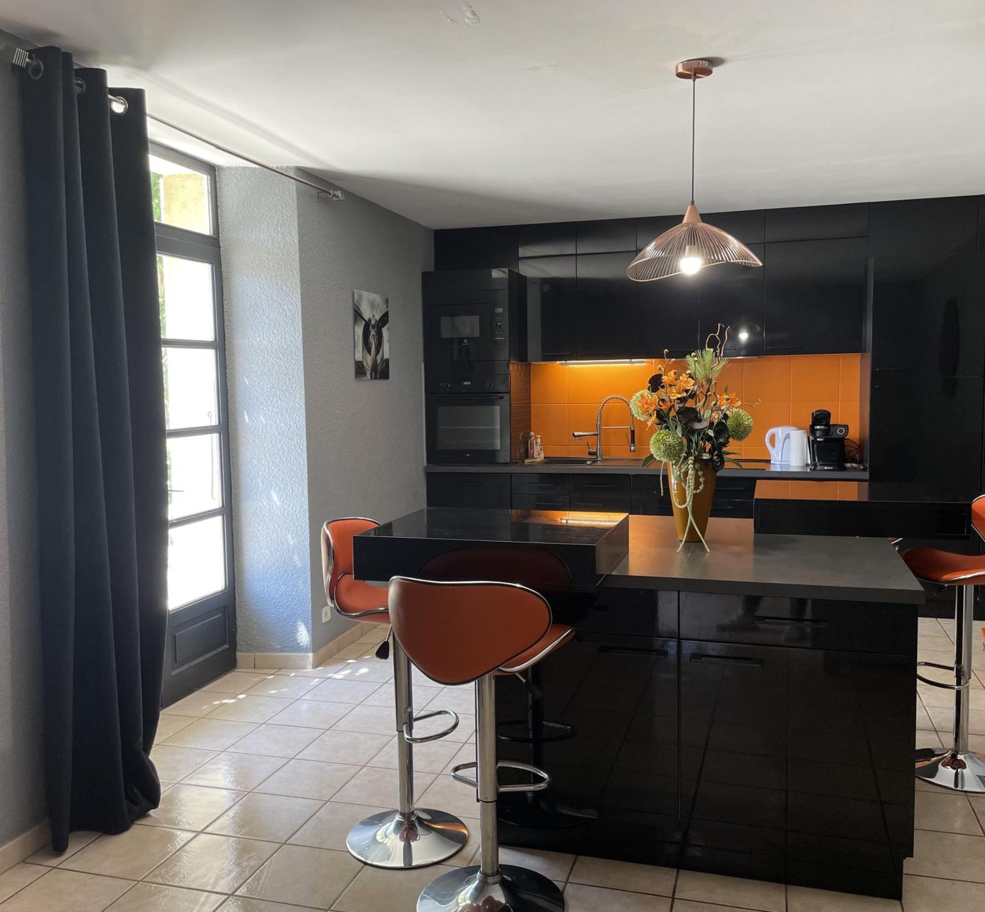 Holiday home Agreable Bastide Provencale Avec Piscine Barcelonne (Drome)